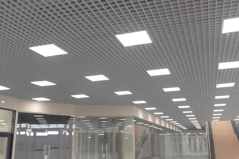 Монтаж подвесного потолка грильято цена за м2 в Москве